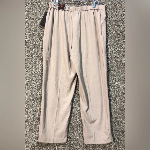 NWT Briggs New York Pull on Dress Pants Size 14P - Picture 5 of 6